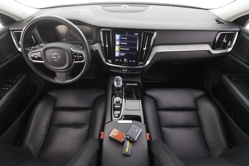 VOLVO V60 2021