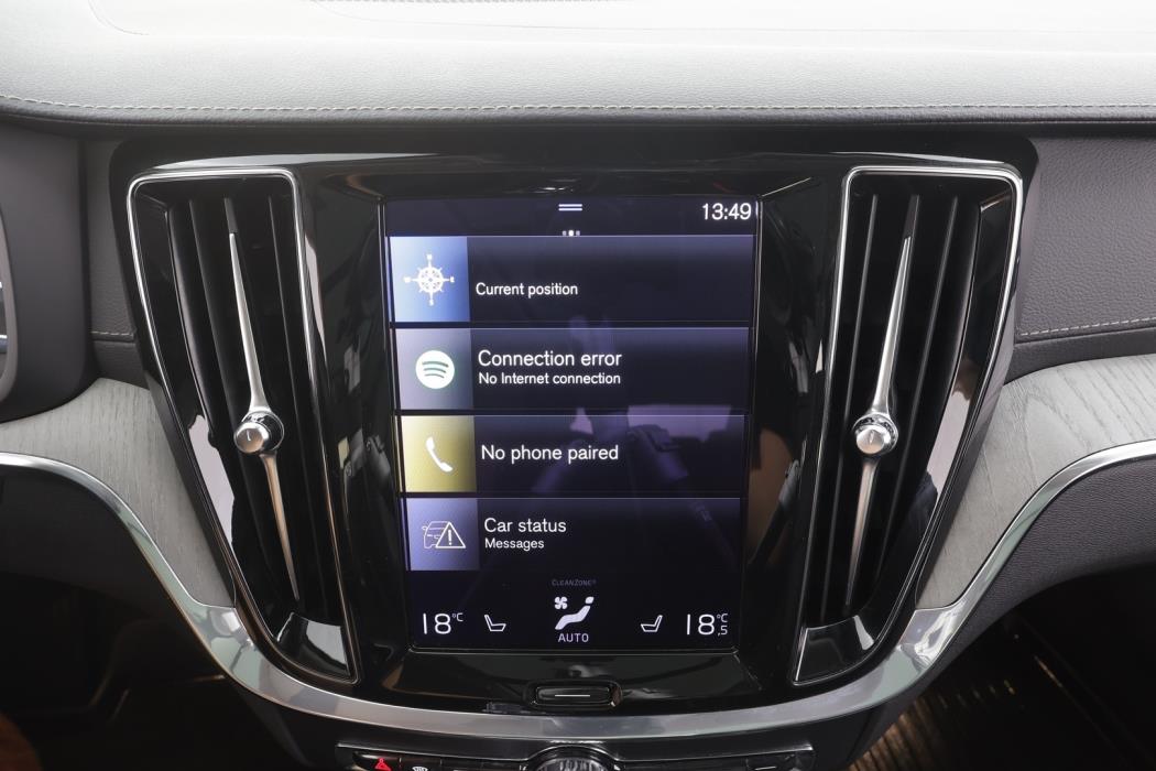 VOLVO V60 2021