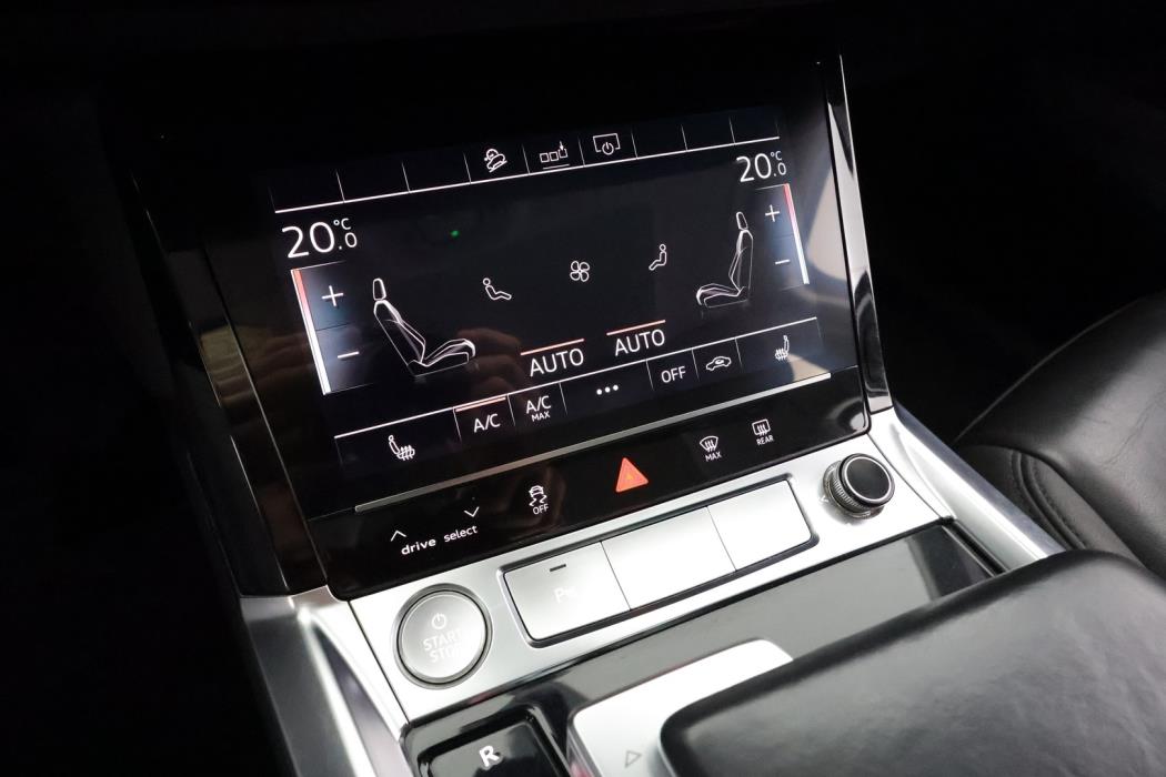 AUDI e-tron 2020