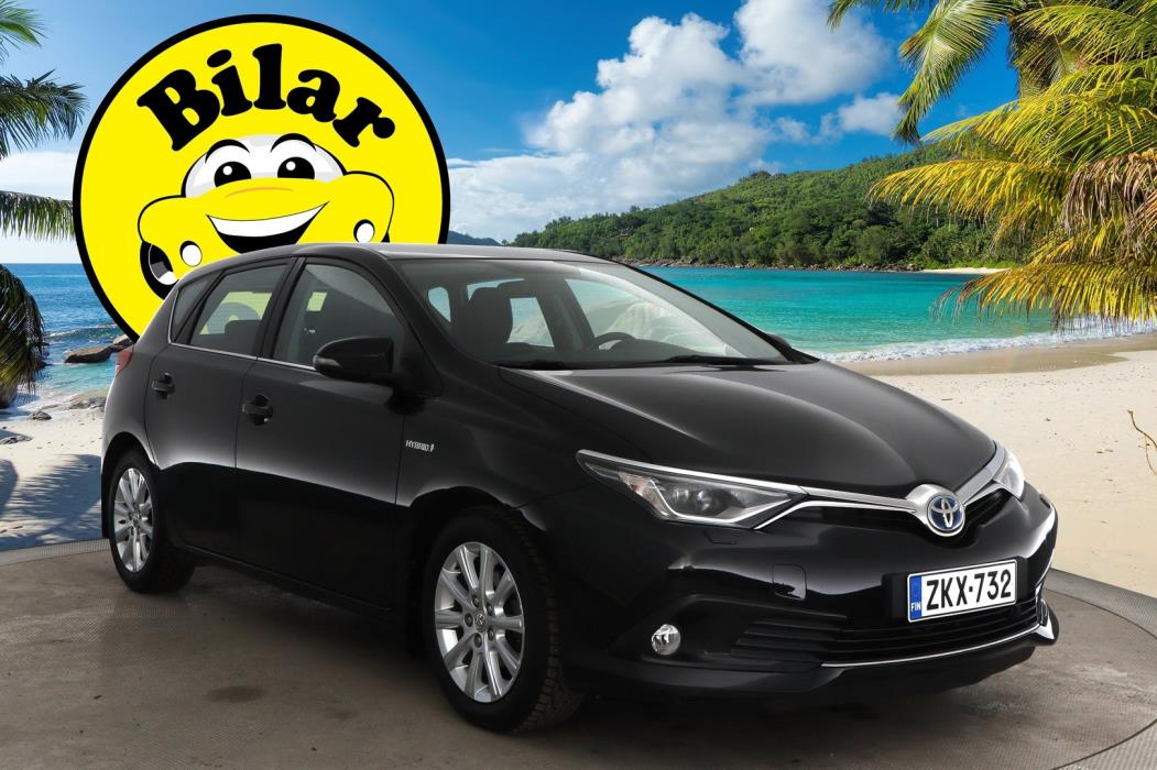 TOYOTA Auris 2016
