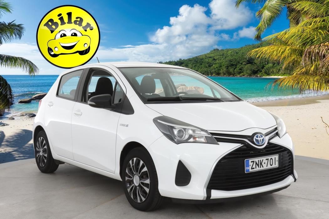TOYOTA Yaris 2015