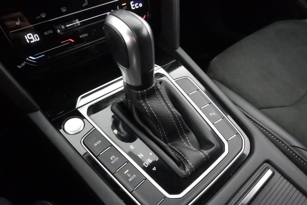 VOLKSWAGEN Arteon 2023