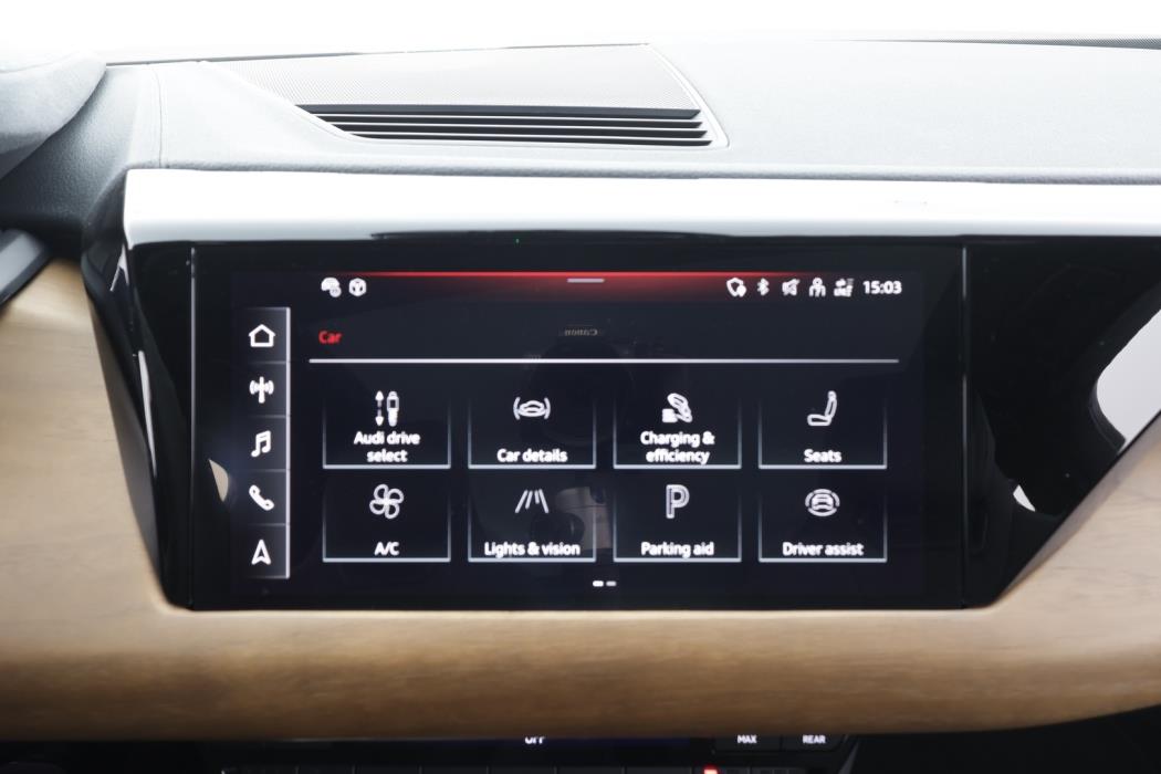 AUDI E-TRON GT 2022