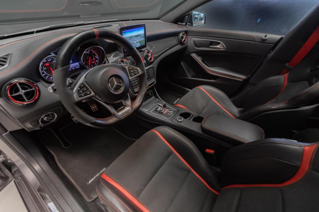 MERCEDES-BENZ CLA 45 AMG 2019