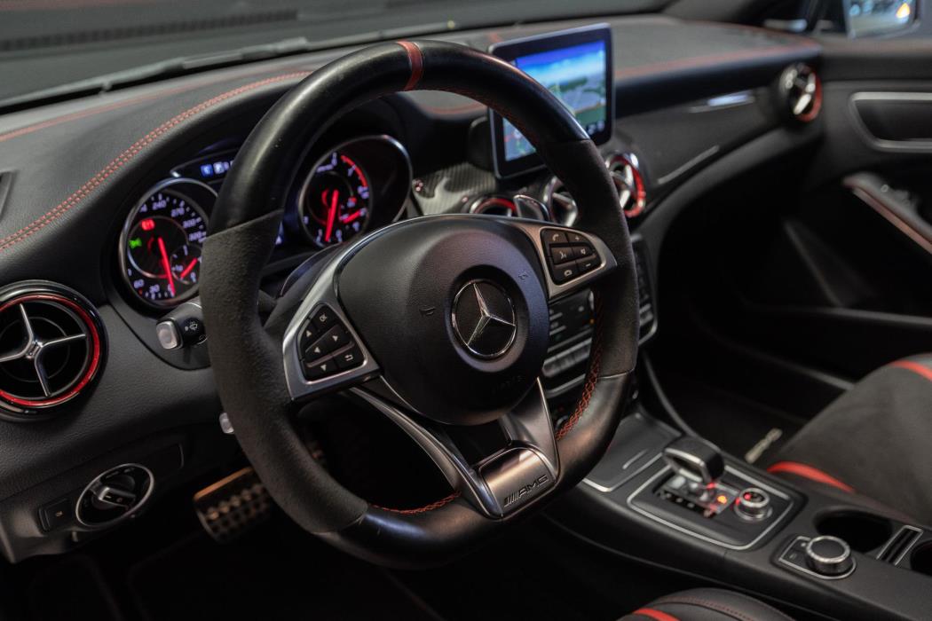 MERCEDES-BENZ CLA 45 AMG 2019