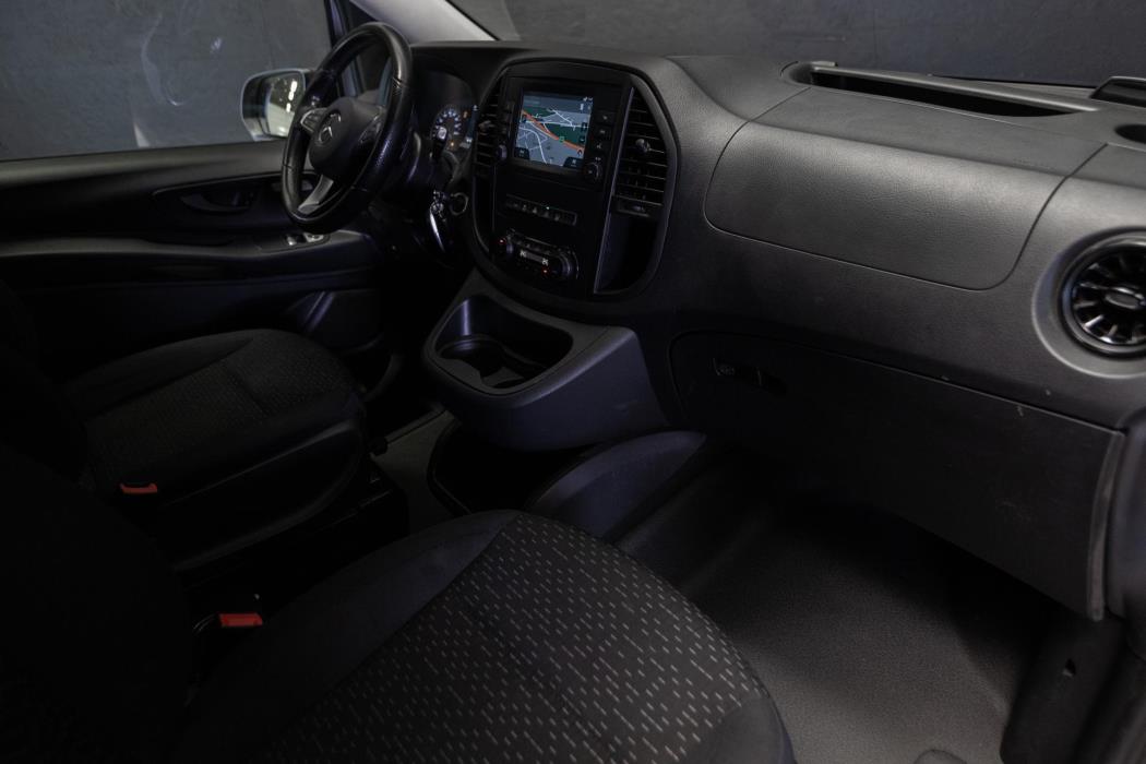 MERCEDES-BENZ Vito 2021