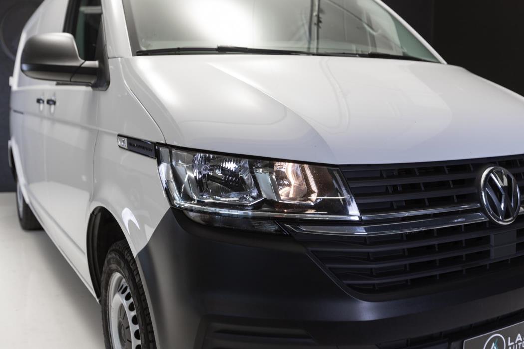 VOLKSWAGEN Transporter 2021