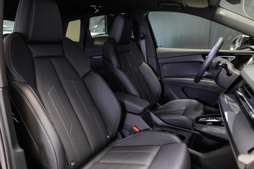 AUDI Q4 e-tron 2023