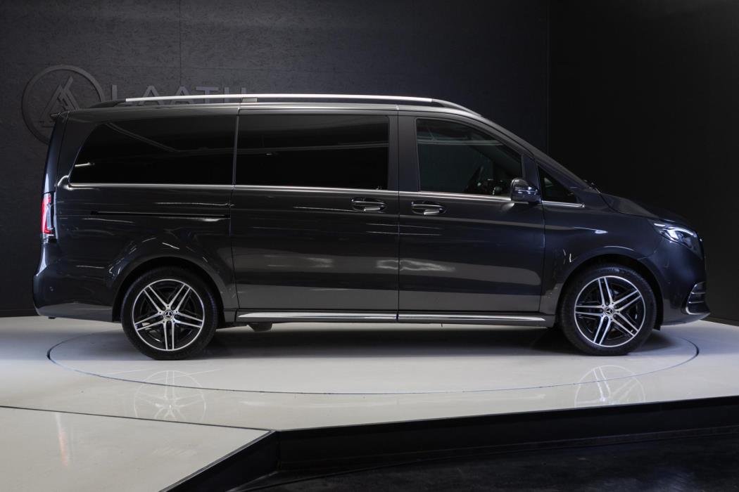 MERCEDES-BENZ V 2025