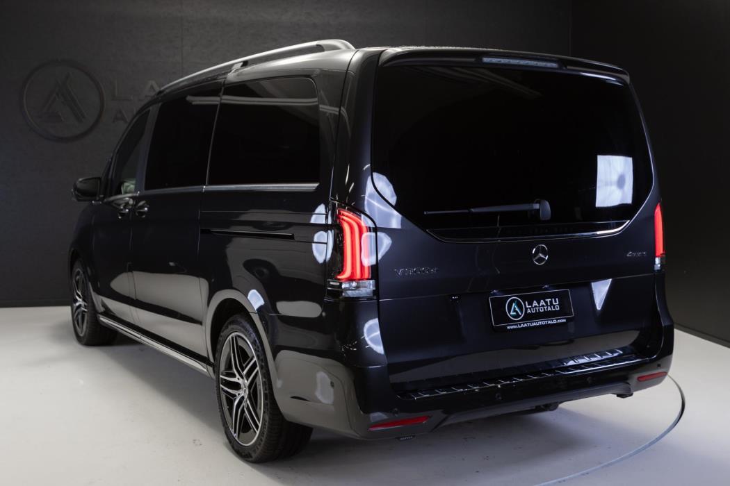 MERCEDES-BENZ V 2025