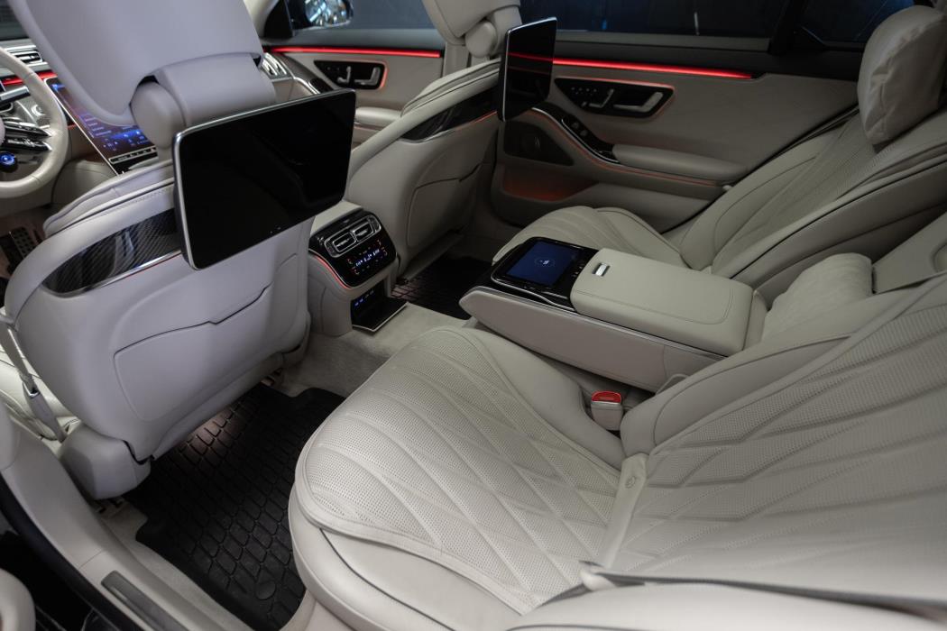 MERCEDES-BENZ S 63 AMG 2024