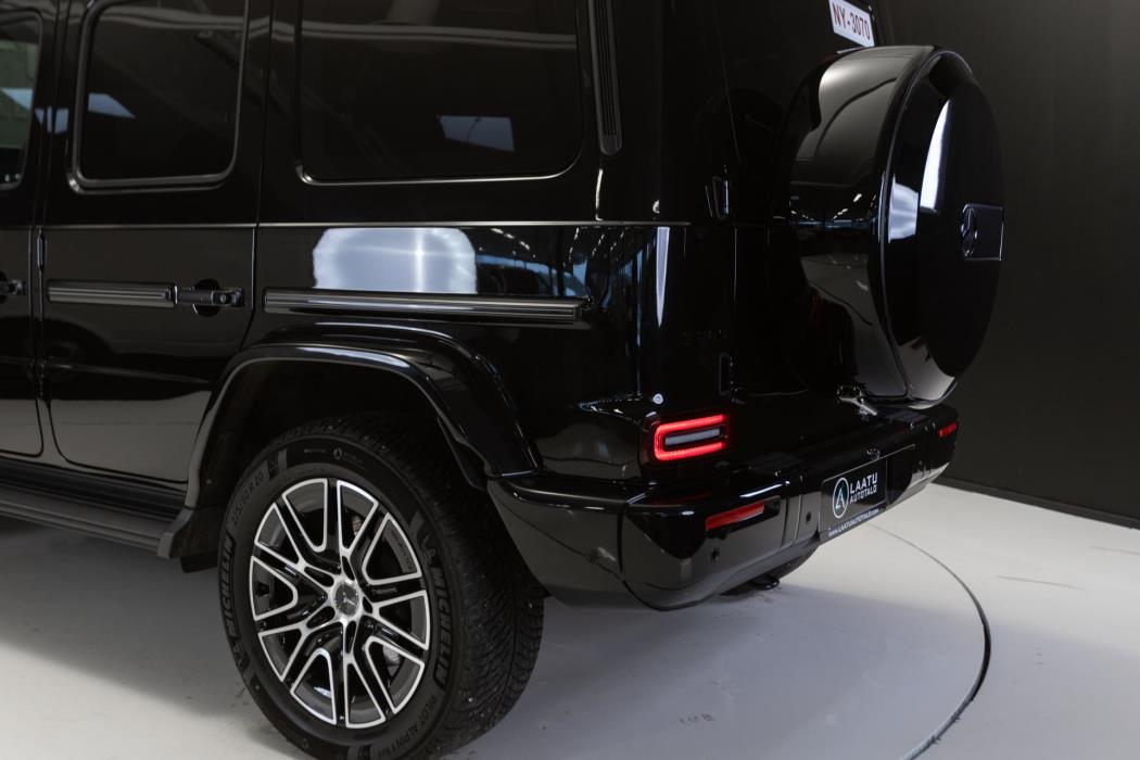 MERCEDES-BENZ G 2025