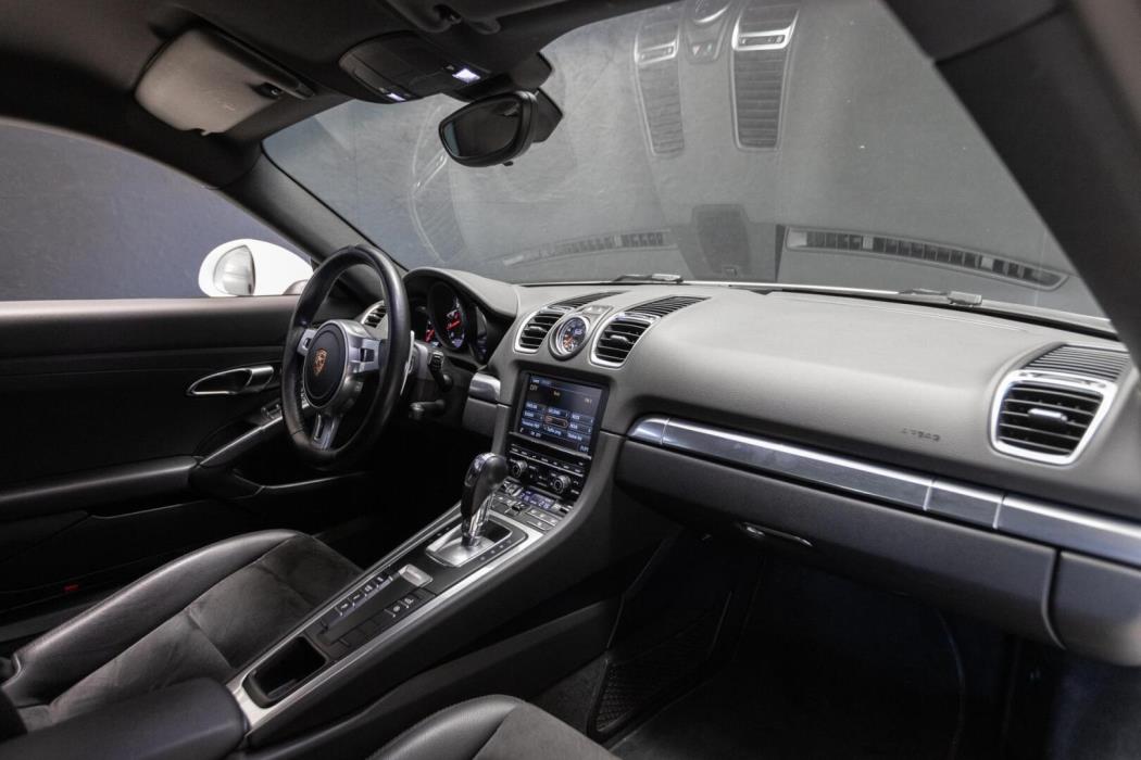 PORSCHE Cayman 2015