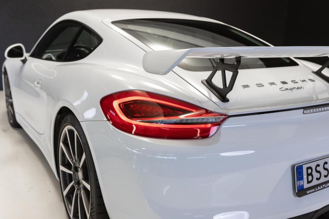 PORSCHE Cayman 2015