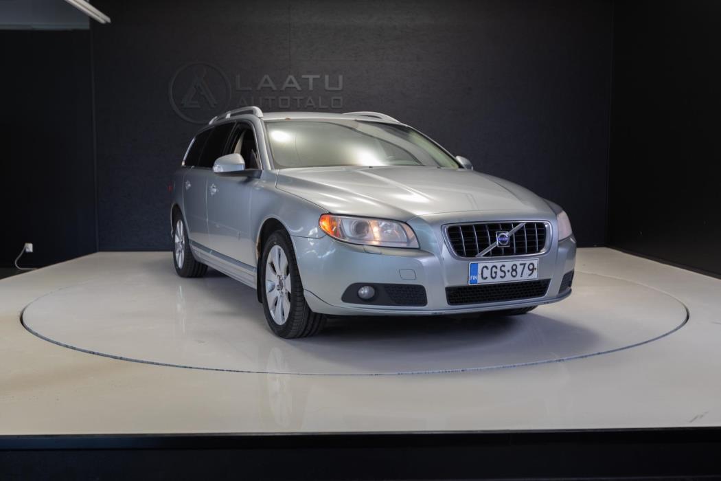 VOLVO V70 2007
