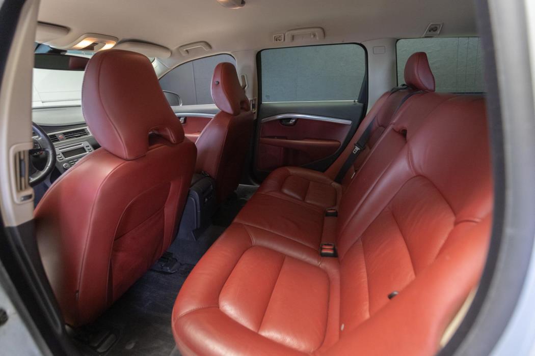 VOLVO V70 2007