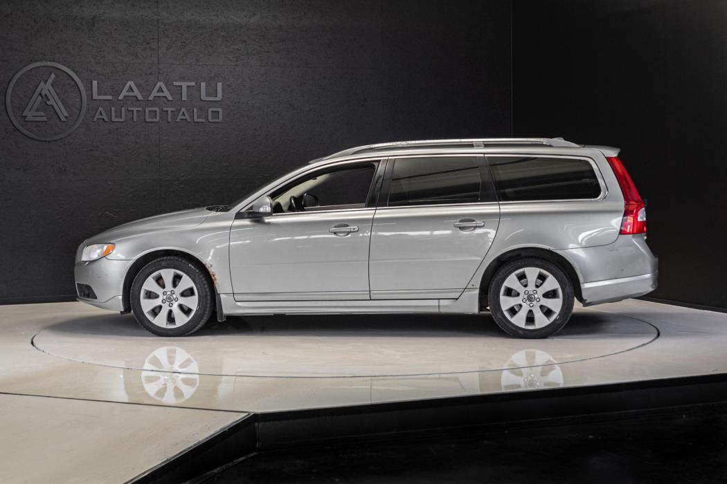VOLVO V70 2007