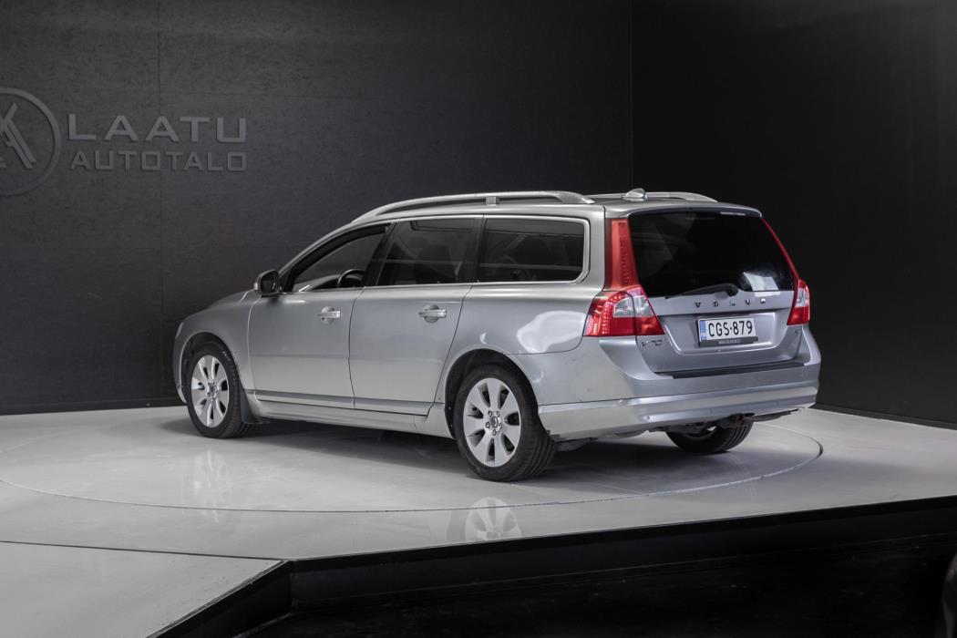 VOLVO V70 2007