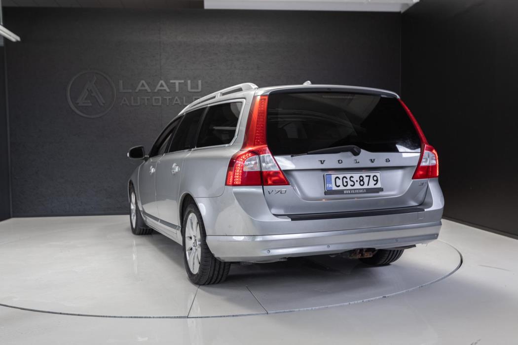 VOLVO V70 2007