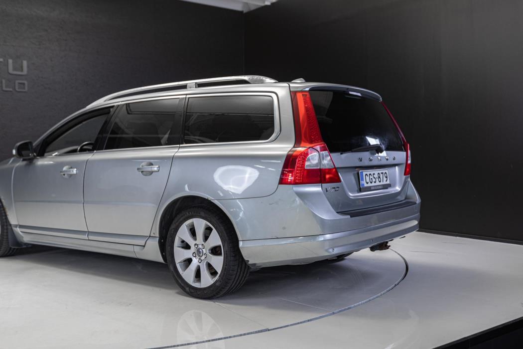 VOLVO V70 2007