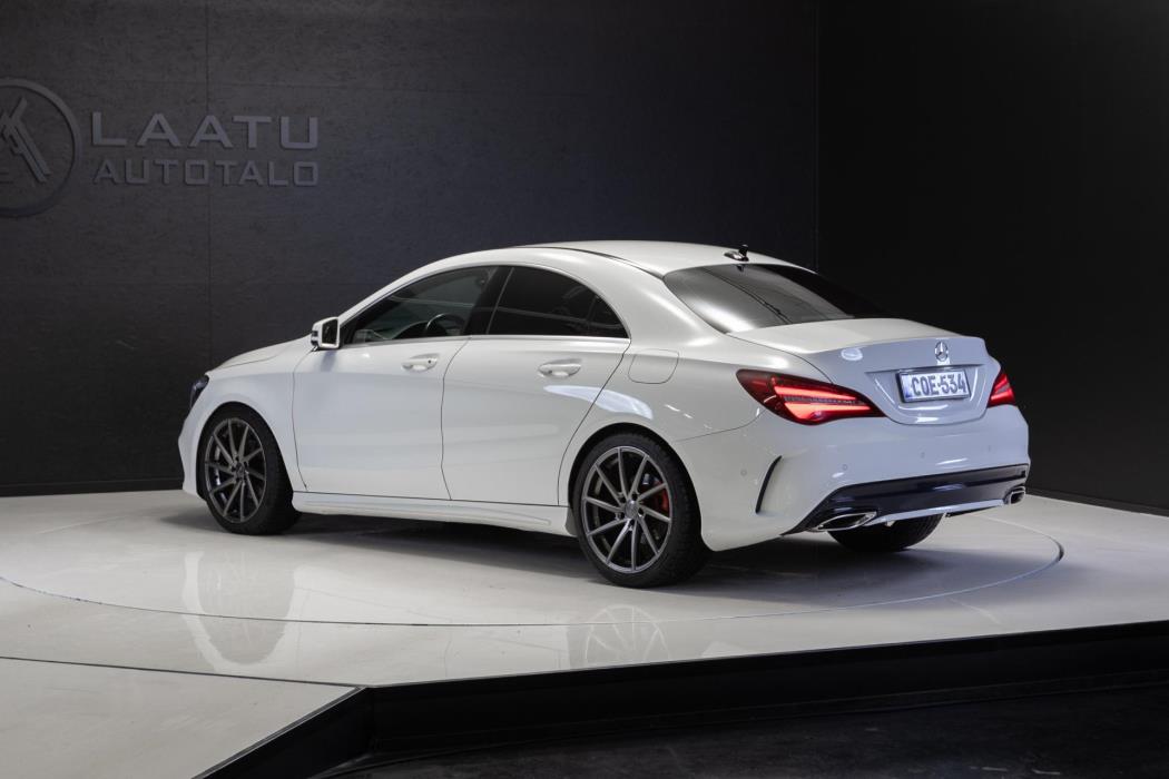 MERCEDES-BENZ CLA 2017