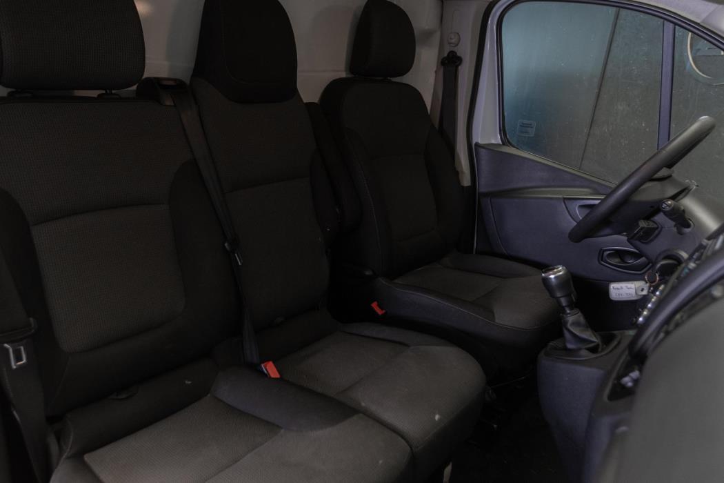 RENAULT Trafic 2021