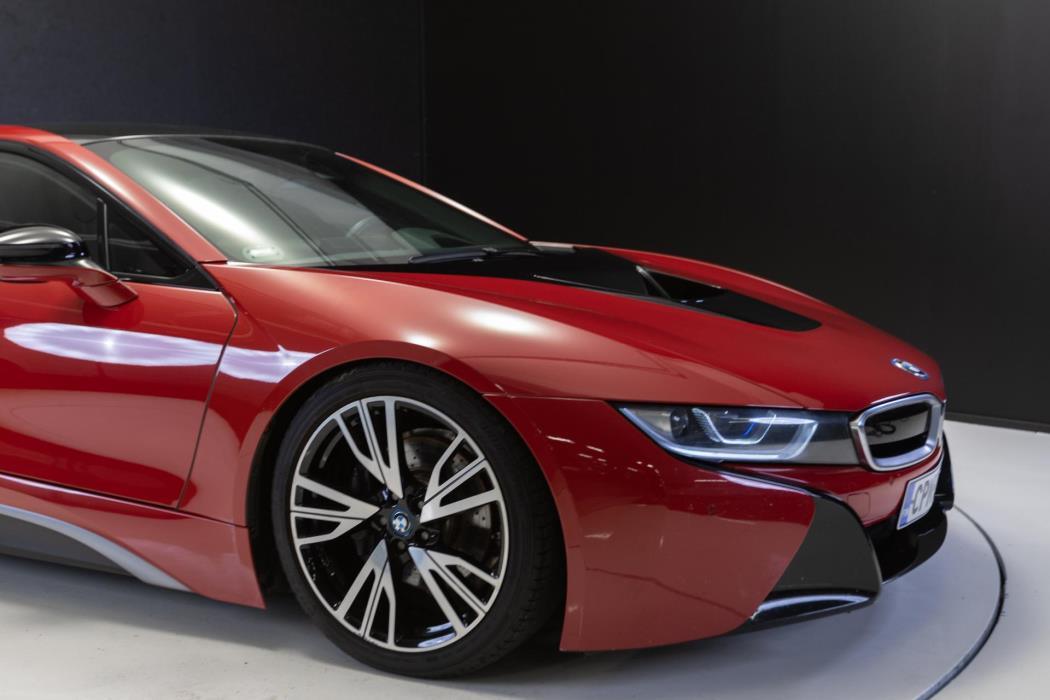BMW i8 2017