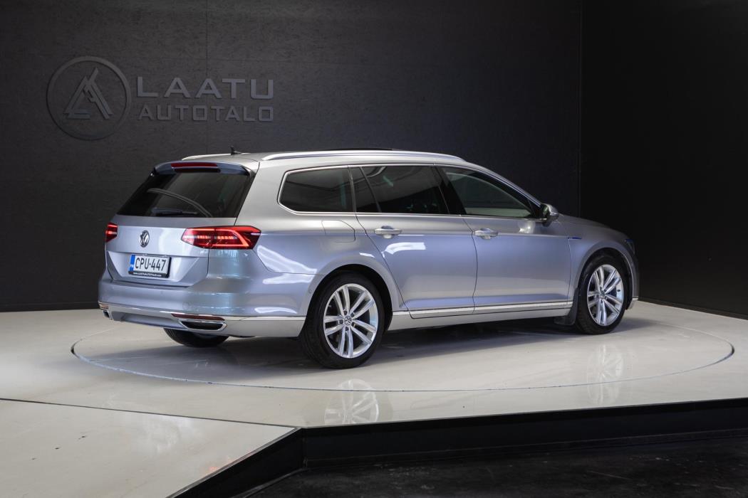 VOLKSWAGEN Passat 2017