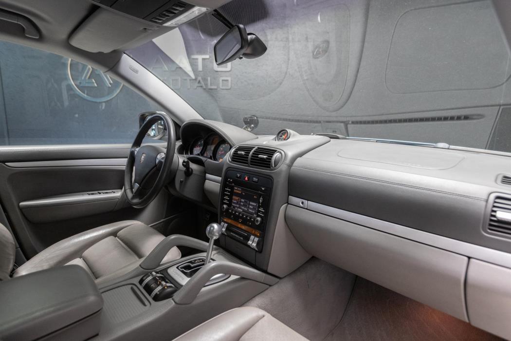 PORSCHE Cayenne 2009