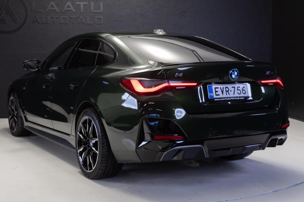 BMW i4 2023