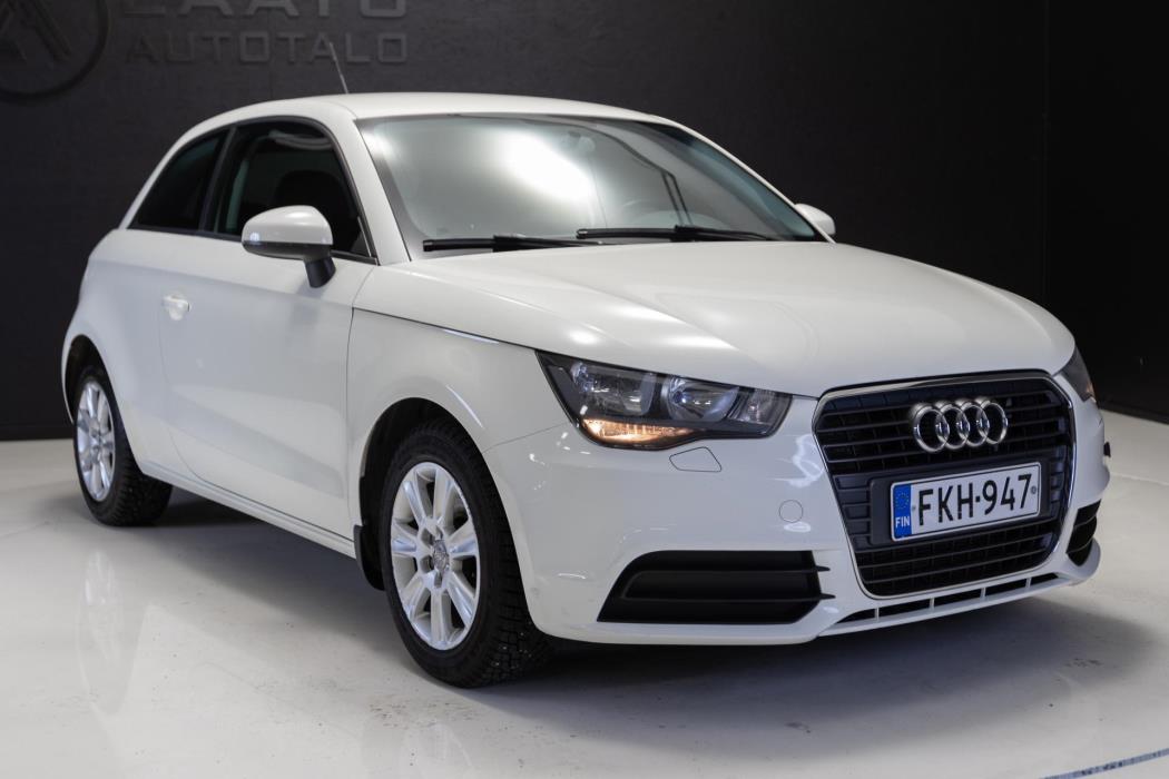 AUDI A1 2011