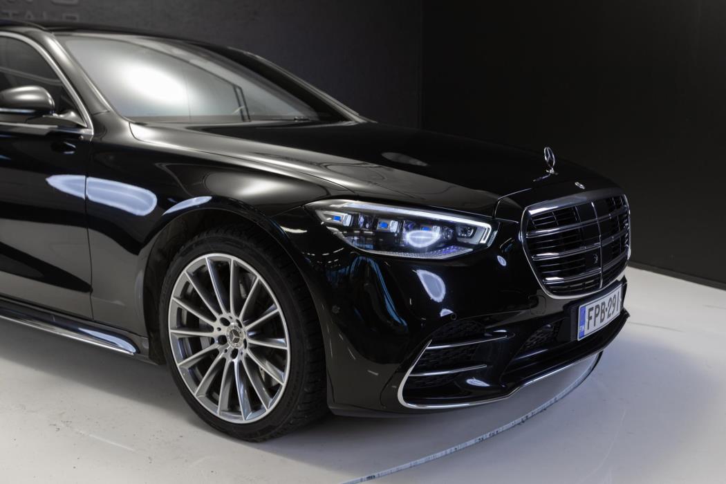 MERCEDES-BENZ S 2022