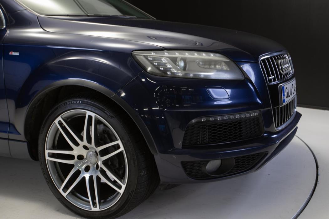 AUDI Q7 2011