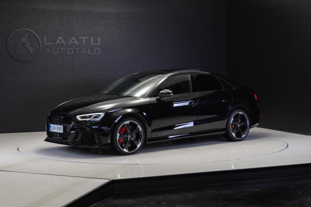 AUDI RS3 2018