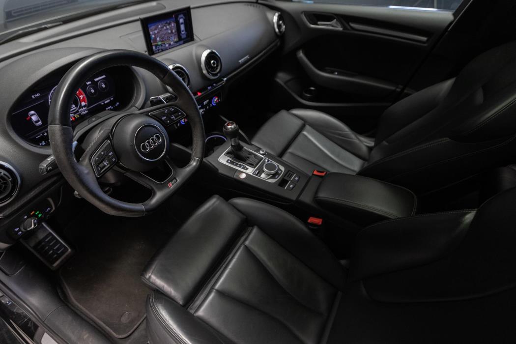 AUDI RS3 2018