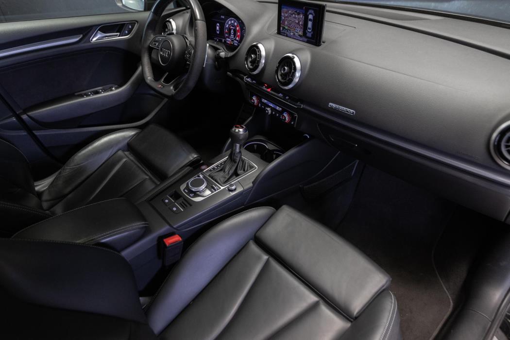 AUDI RS3 2018