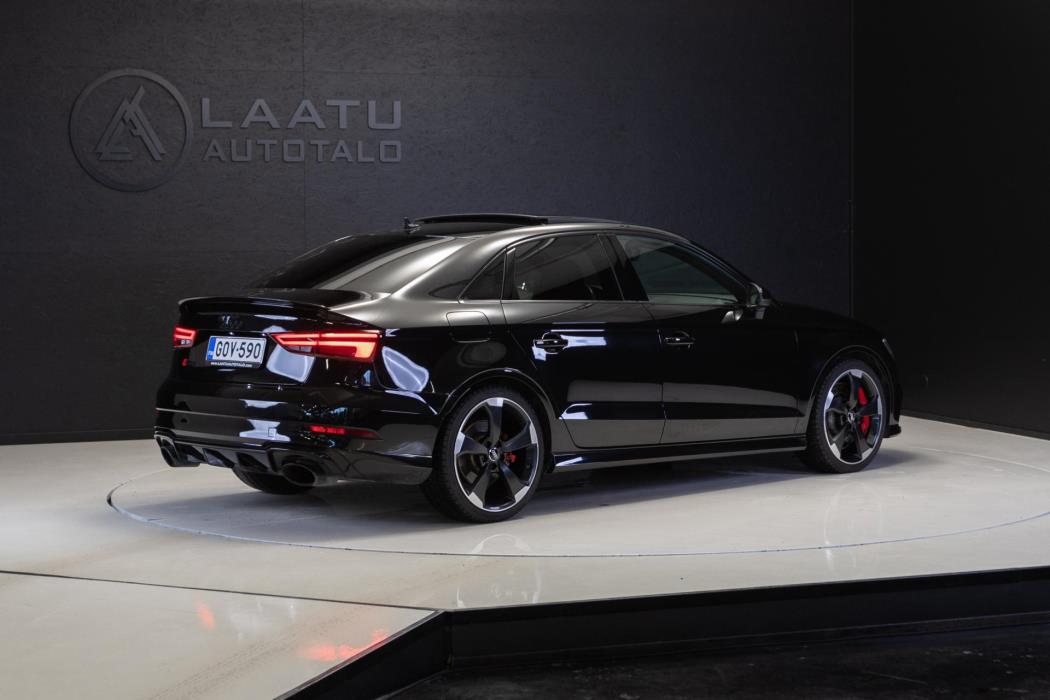 AUDI RS3 2018