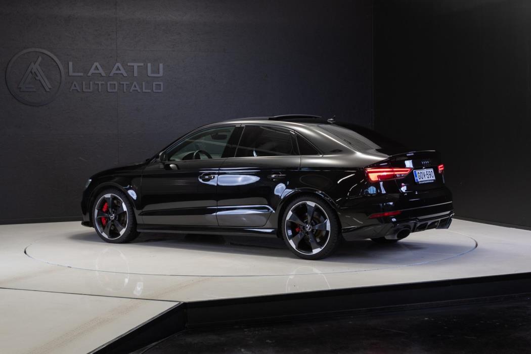AUDI RS3 2018