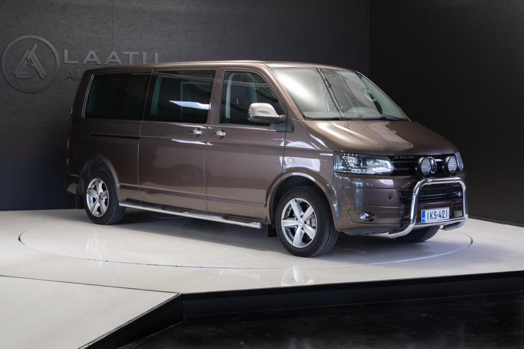 VOLKSWAGEN Caravelle 2012