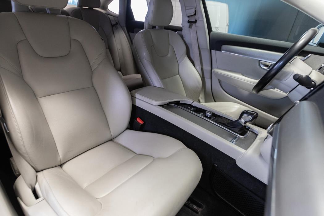 VOLVO S90 2017