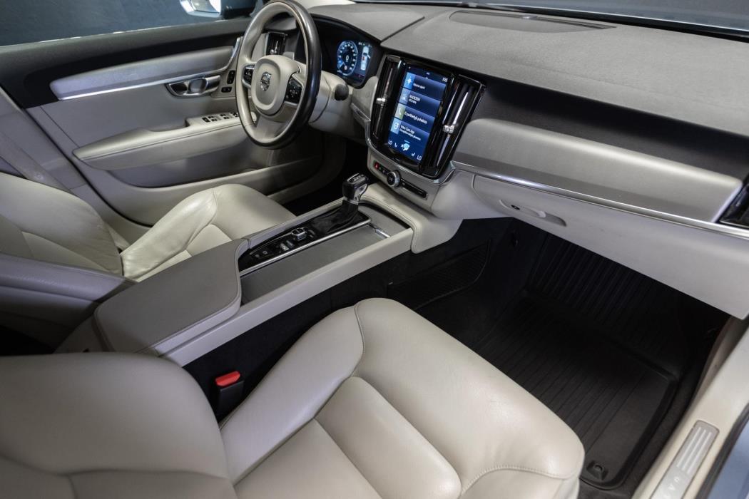 VOLVO S90 2017
