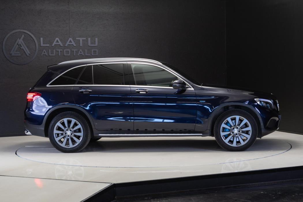MERCEDES-BENZ GLC 2017