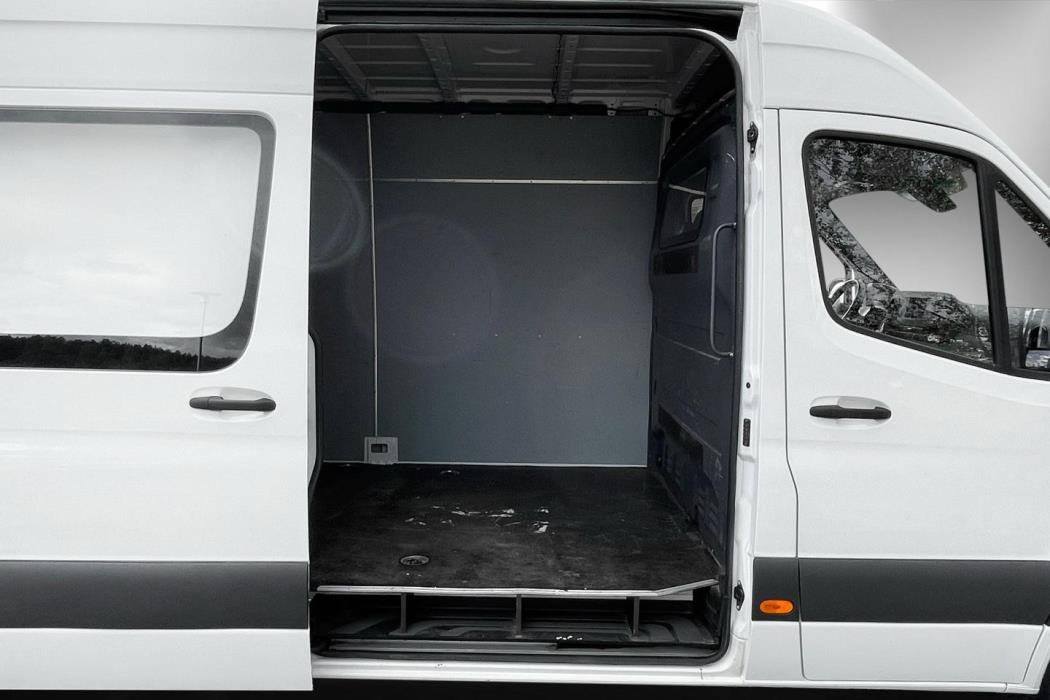 MERCEDES-BENZ Sprinter 2021