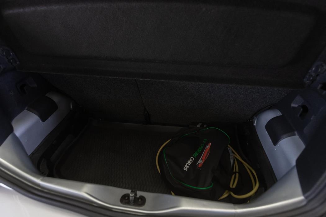 VOLKSWAGEN e-up! 2014