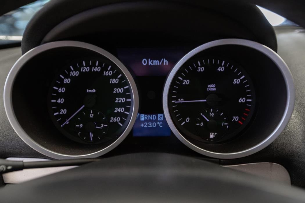 MERCEDES-BENZ SLK 2004