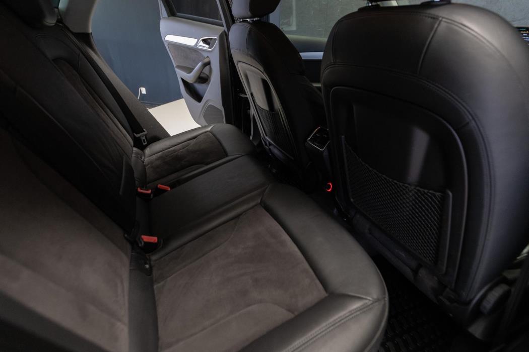 AUDI Q3 2016