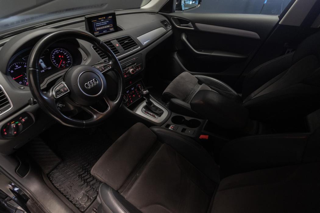 AUDI Q3 2016