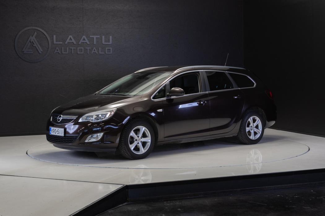 OPEL Astra 2013