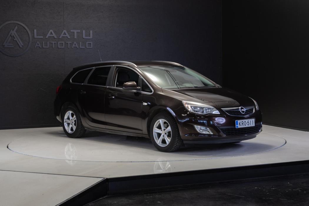 OPEL Astra 2013