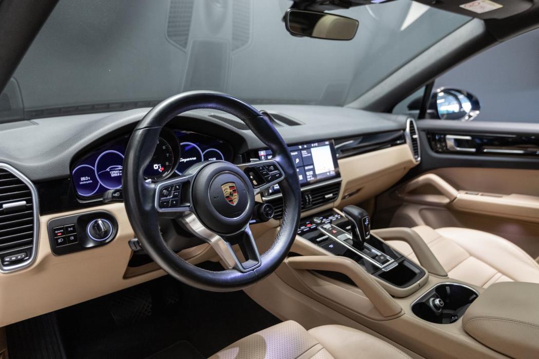 PORSCHE Cayenne 2021